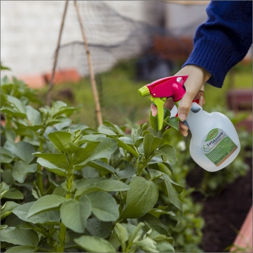 remove-glove-from-hand